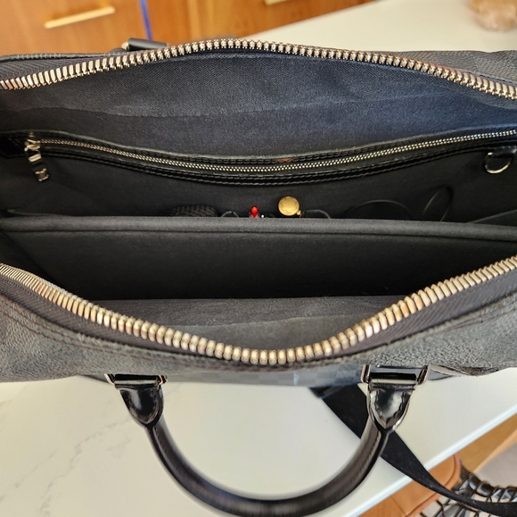 LV Porte Documents GM - Picture 5 of 6